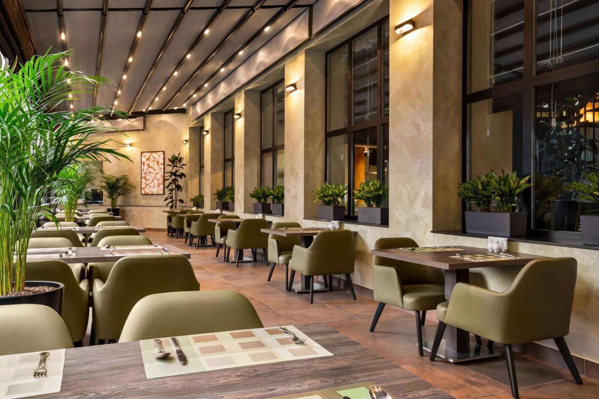 Ramada Encore By Wyndham Tachkent Extérieur photo