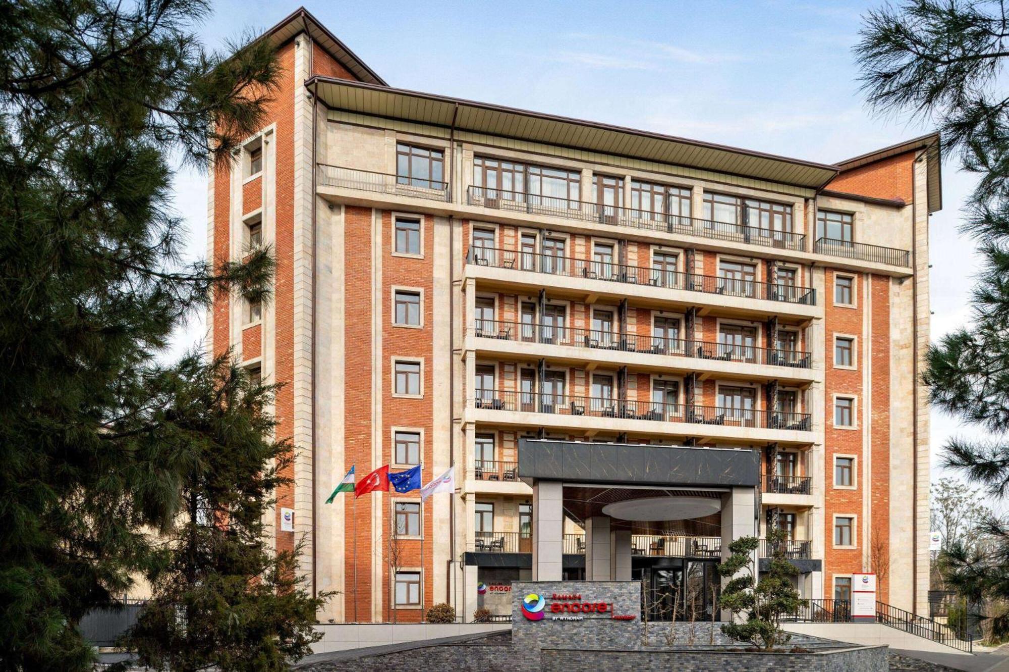 Ramada Encore By Wyndham Tachkent Extérieur photo